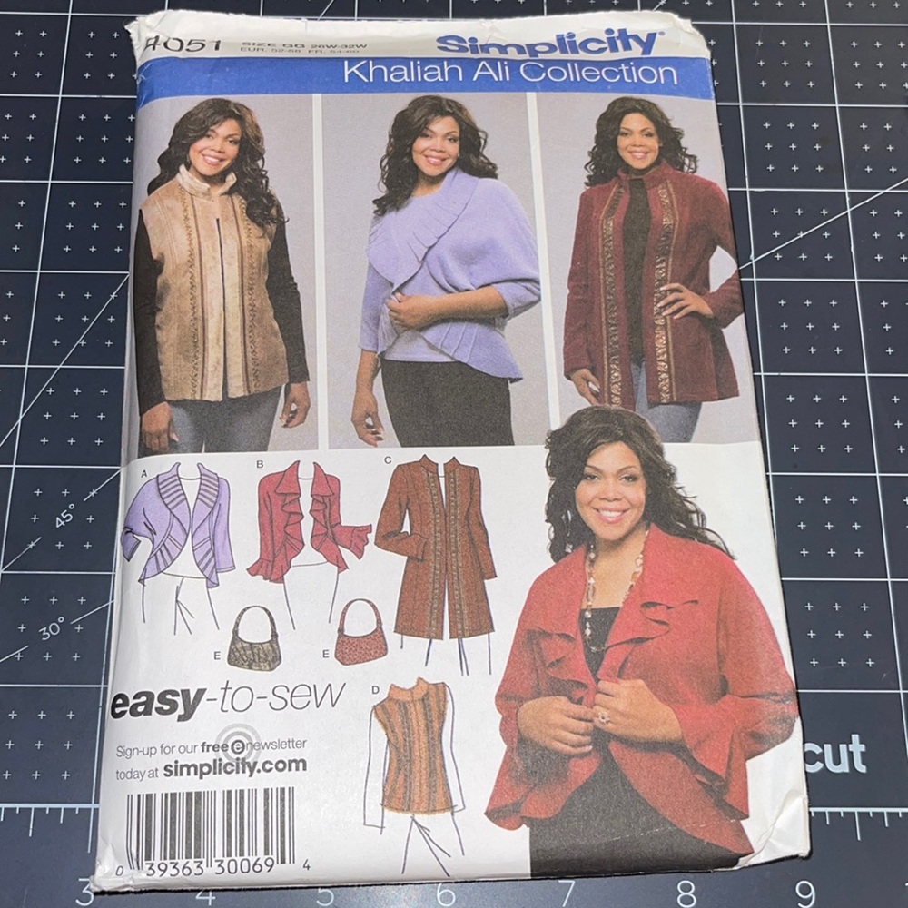 Simplicity Womens Jackets, vest, bag pattern Sz 26w - 32w